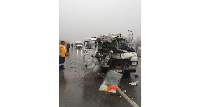Iğdır’da Trafik kazası; 1 ölü 5 yaralı