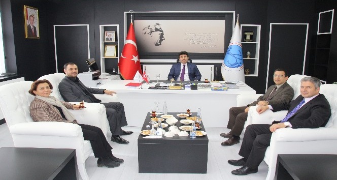 Rektör Karacoşkun’dan Yardımlaşma Derneği üyelerine ziyaret