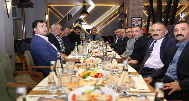 Başkan Yikit, muhtarlarla bir araya geldi