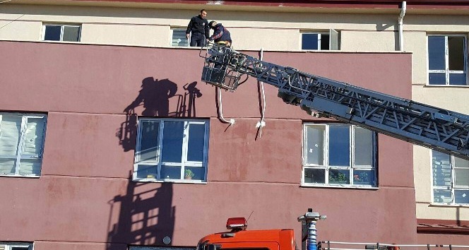 İtfaiyenin yangın eğitimleri sürüyor