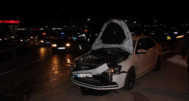 Sivas&#039;ta otomobil bisiklete çarptı: 1 ölü, 1 yaralı