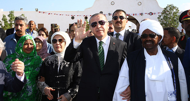 Cumhurbaşkanı Erdoğan, Port Sudan&#039;ı ziyaret etti