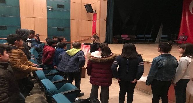 Tatvan Emniyet Müdürlüğünden çocuklara yönelik proje