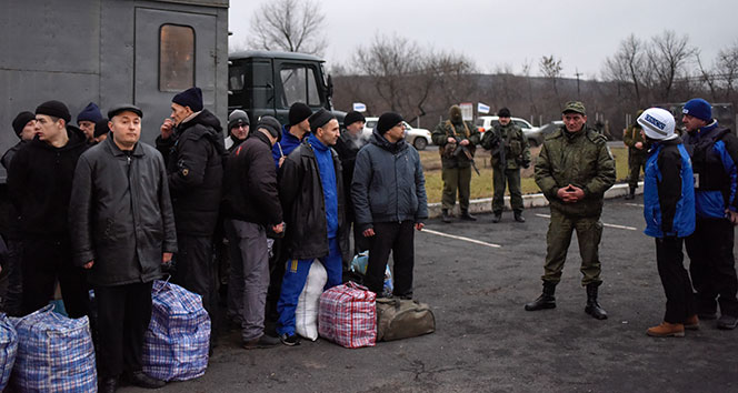 Ukrayna’da esir takası yapılıyor