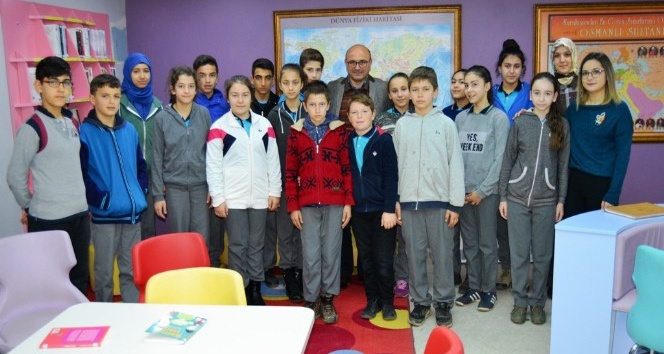 Altınova’nın tanıtımına devam