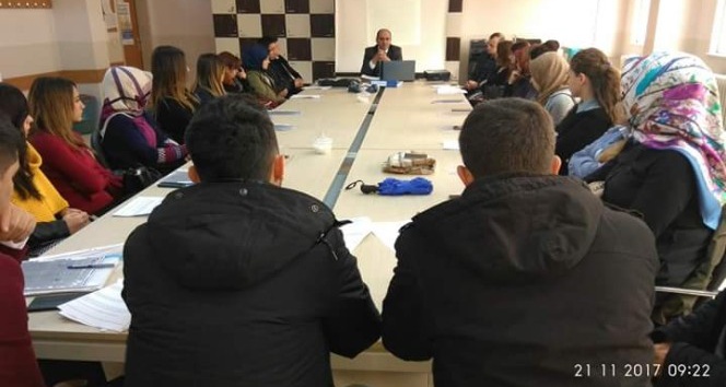Tuzluca’da "10 Soru 1 Ders" 1. çalıştayı düzenlendi