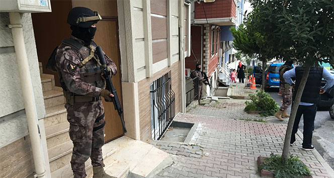 İstanbul&#039;da narkotik polisinden 3 ilçede operasyon