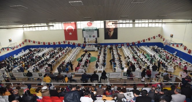 Osmaniye’de Kurtuluş Kupası Satranç Turnuvası başladı