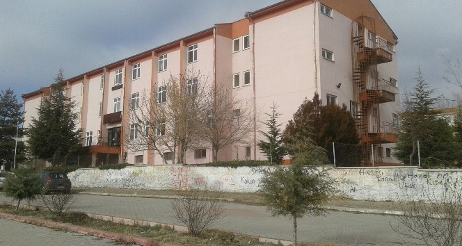 Yapı Desteklenme raporu olan okulda eğitim-öğretim devam ediyor