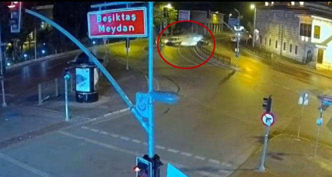 Beşiktaş Meydanı’ndaki feci kaza kamerada