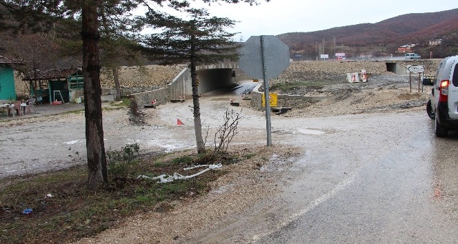 Alt geçit yerine kavşak istiyorlar