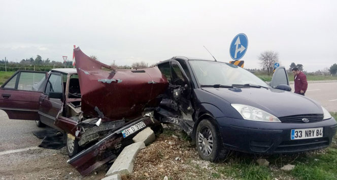 Adana&#039;da trafik kazası: 6 yaralı