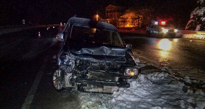 Gümüşhane’de trafik kazası: 5 yaralı!
