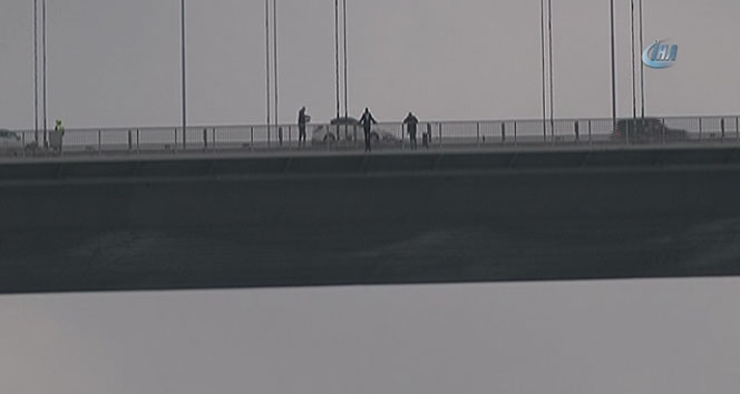 15 Temmuz Şehitler Köprüsü&#039;nde intihar girişimi !