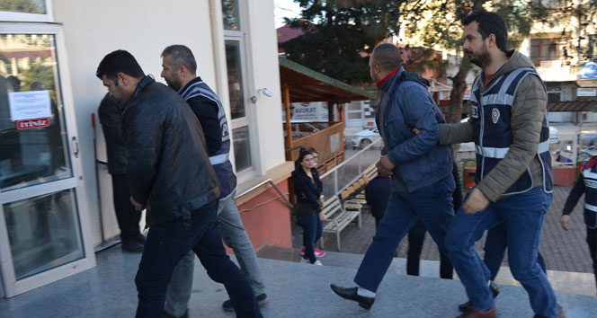Adana’da uyuşturucu operasyonu: 8 gözaltı