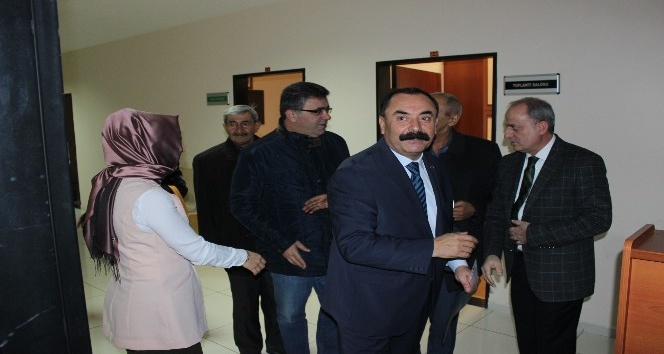 CHP İl Başkanı Yılmaz Zengin: “Mazbata alan siyasetçi aldığı mazbatanın önemini kavramalı”