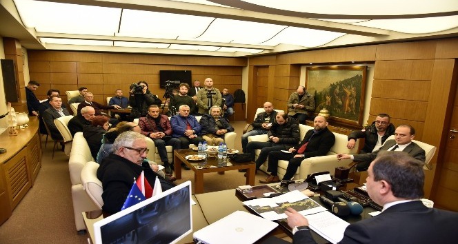 Başkan Aksu: "Ya bu işi adam gibi yapacaklar ya da bu şehirde kazı yapmayacaklar"
