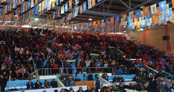 AK Parti İl Başkanı Muzaffer Aslan:"Kırşehir her kademesi ile güçlü Türkiye diyor"