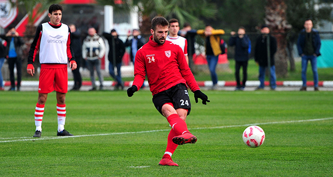 Samsunspor’da serbest kalan futbolcu sayısı 6’ya çıktı
