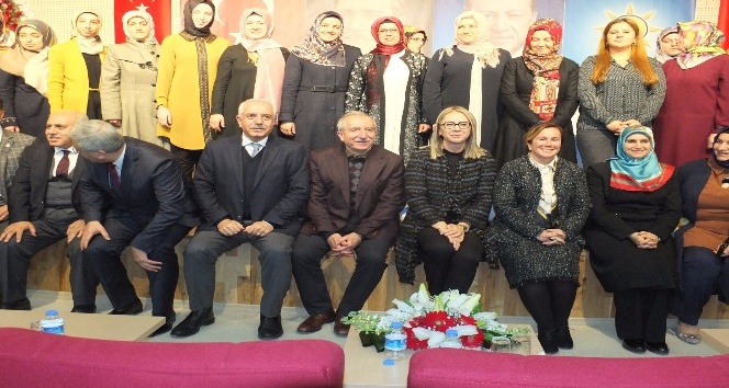 AK Parti Artuklu İlçe Kadın Kolları Kongresi yapıldı