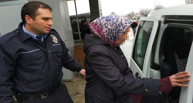 Marketen hırsızlık yapan Iraklı kadın gözaltına alındı