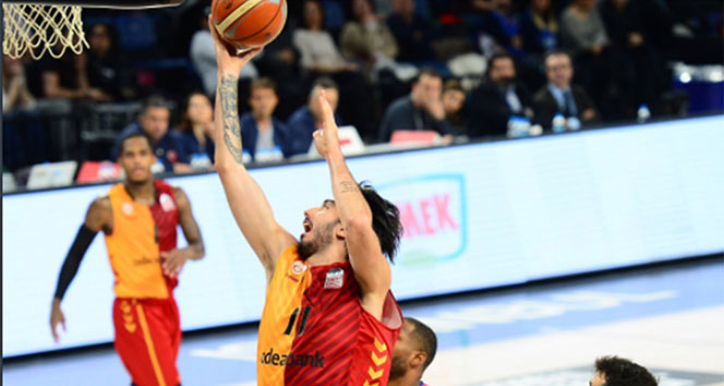 ÖZET İZLE: Anadolu Efes 76-68 Galatasaray Odeabank Basketbol Maçı Geniş Özeti İzle