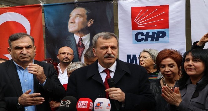Adil Aktay: &quot;CHP Mersin İl Başkanlığı halkın evi olacak&quot;
