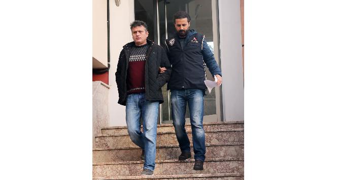 Antalya’da FETÖ/PDY operasyonu: 5 gözaltı