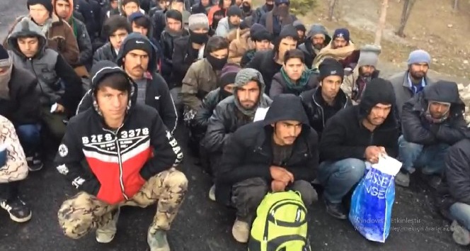 Sivas’ta 137 kaçak göçmen yakalandı