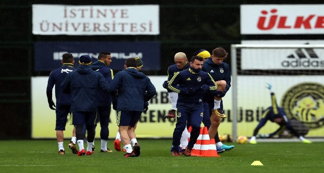 Fenerbahçe, Göztepe maçı hazırlıklarını sürdürdü