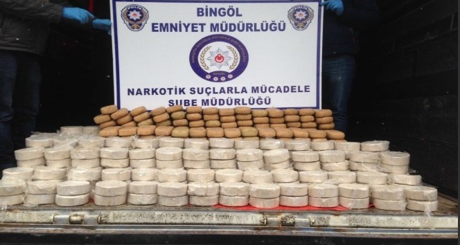 Bingöl’de 304 kilo eroinle yakalanan kurye tutuklandı