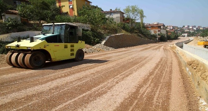 Büyükşehir Belediyesi Çayırova ilçesinde yol yapımı için ihale yaptı