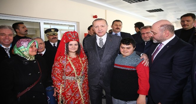 Cumhurbaşkanı Erdoğan: &quot;Afrin operasyonu fiili olarak sahada başlamıştır&quot;