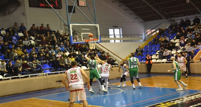 Türkiye Basketbol Ligi: Karesispor: 84 - Ankara DSİ: 80