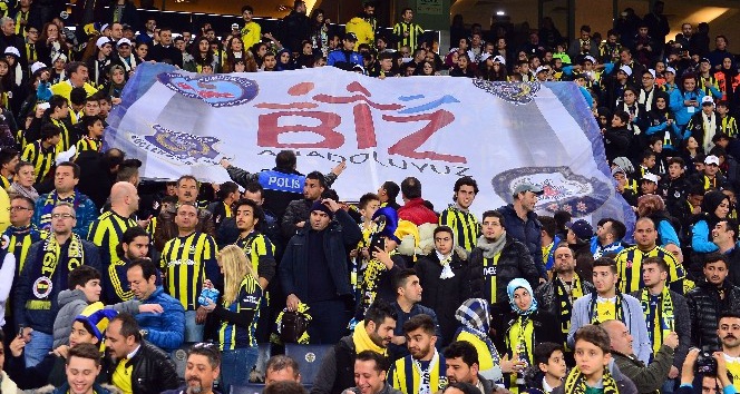 200 çocuk Fenerbahçe - Göztepe maçında