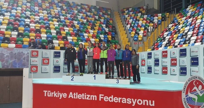 Simavlı atlet Türkiye üçüncüsü