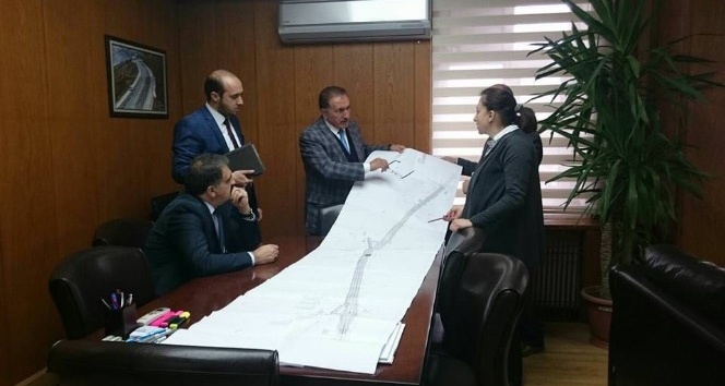 Başkan Akdemir, Karayolları Bölge Müdürünü ziyaret etti
