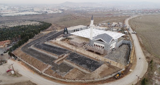 Çimşit Mezarlığı’ndaki cami ve tesislerde son rötuşlar