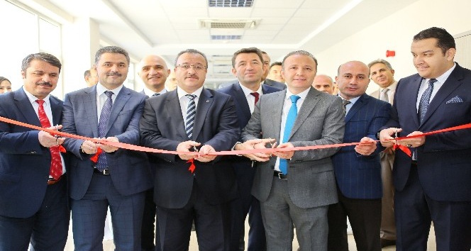 AÜ Türkçe Öğretimi Uygulama ve Araştırma Merkezi açıldı