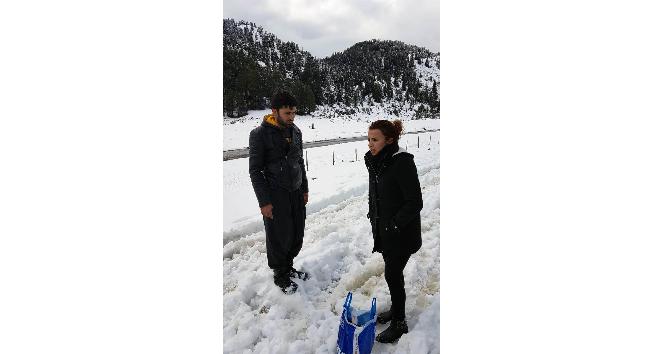 Alanya’da karda araçlarıyla mahsur kalan gençler kurtarıldı