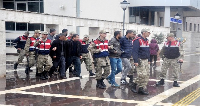 Osmaniye’de uyuşturucu operasyonu: 6 gözaltı