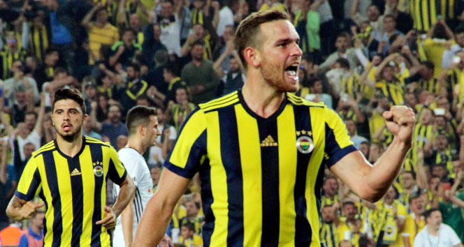 Fenerbahçe&#039;de Janssen 6 hafta daha yok!