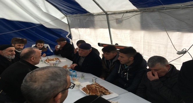 Vali Aktaş: “Devletimiz, şehidimizin emaneti olan ailesinin yanındadır”