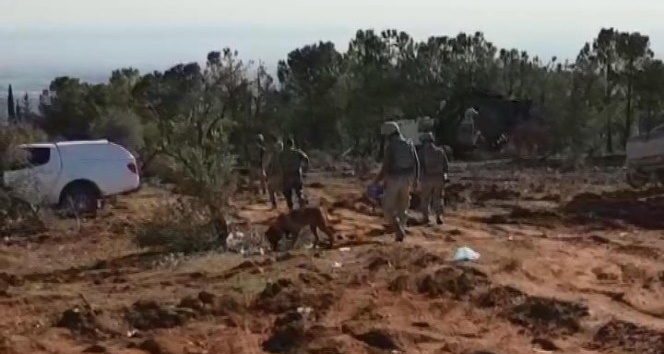 Mehmetçik Burseya Dağı’ndaki EYP’leri temizliyor