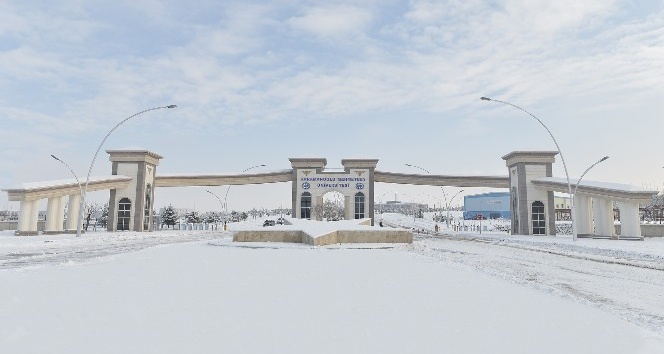 KMÜ’de sanatsal akademik altyapısı gelişiyor