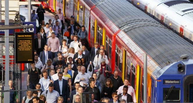 Almanya&#039;da toplu taşıma rekoru kırıldı