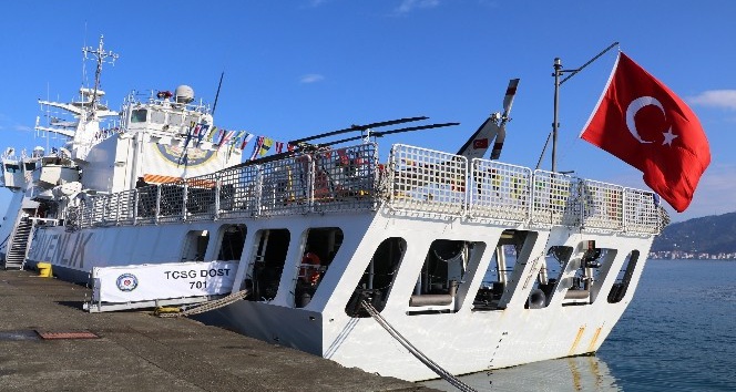 Rize’ye Sahil Güvenlik Komutanlığı’na bağlı ’ TCSG DOST’ Arama Kurtarma Gemisi demir attı