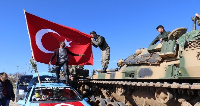 Tankçılar Darmık’a harekat için bekliyor