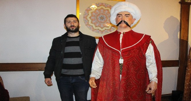 Şehzade Yavuz Selim Osmanoğlu: “Afrin’e seve seve gitmek isterim”