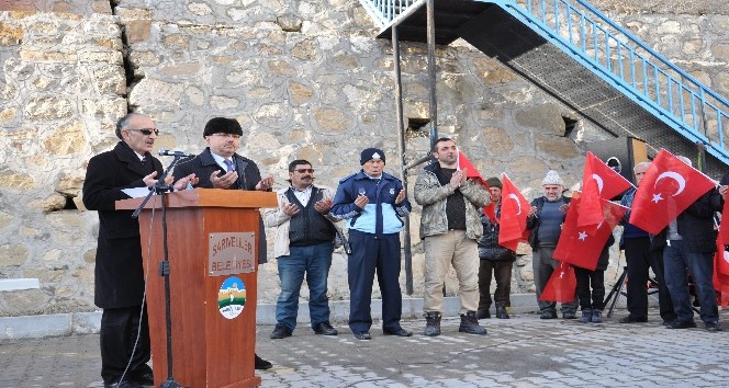 Sarıveliler’de 200 kişi Afrin operasyonuna katılmak için dilekçe verdi